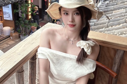 盘点明星假唱现场：萨顶顶假的明目张胆-爱奇艺